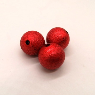 красный